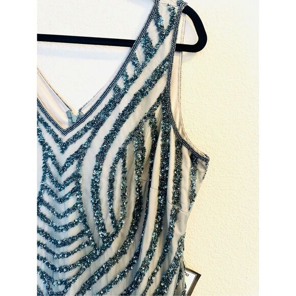 NWT Adrianna Papell Plus size Sequined V-Neck Sheath Dress in Pewter Silver.  Si - Picture 4 of 10